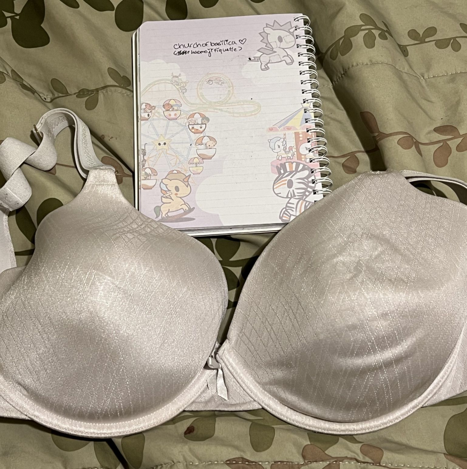 USED WHITE BRA