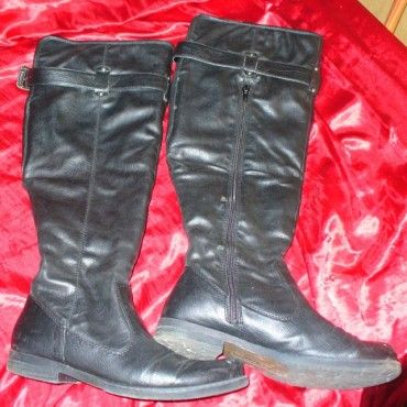 Super Well Worn Riding Boots