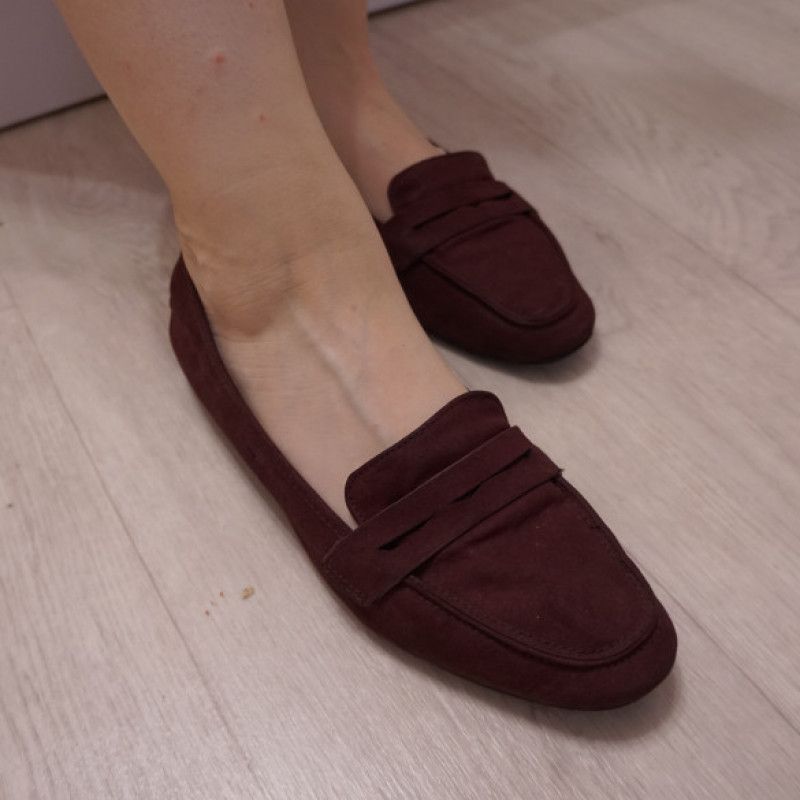 Red moccasins from vid 41 EU size