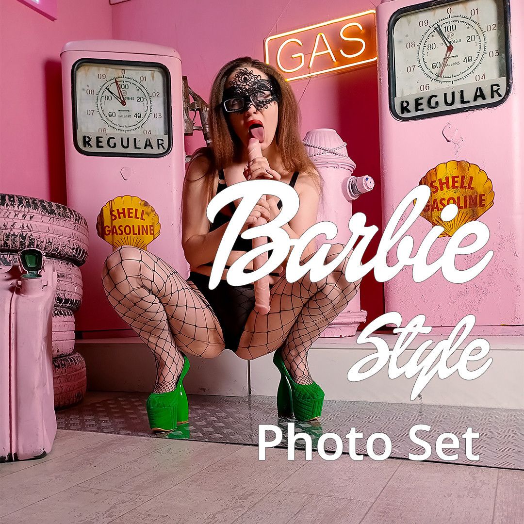 Barbie Style Photo Set