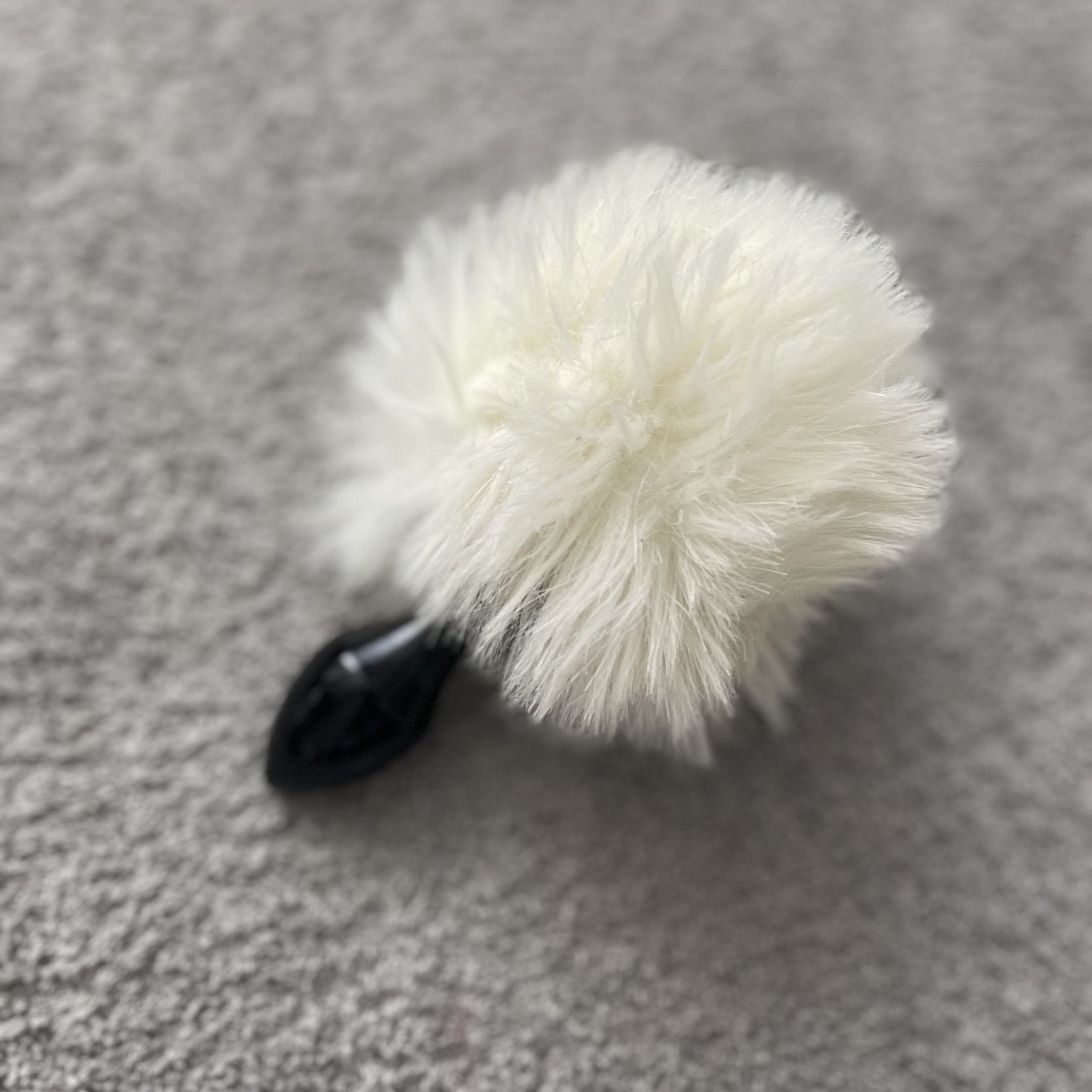 FURRY BUTTPLUG