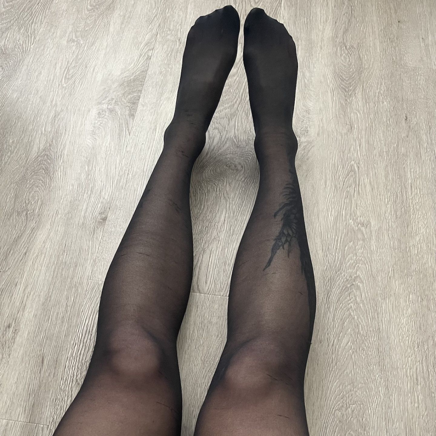 WORN BLACK AND BLUE HOLD UPS