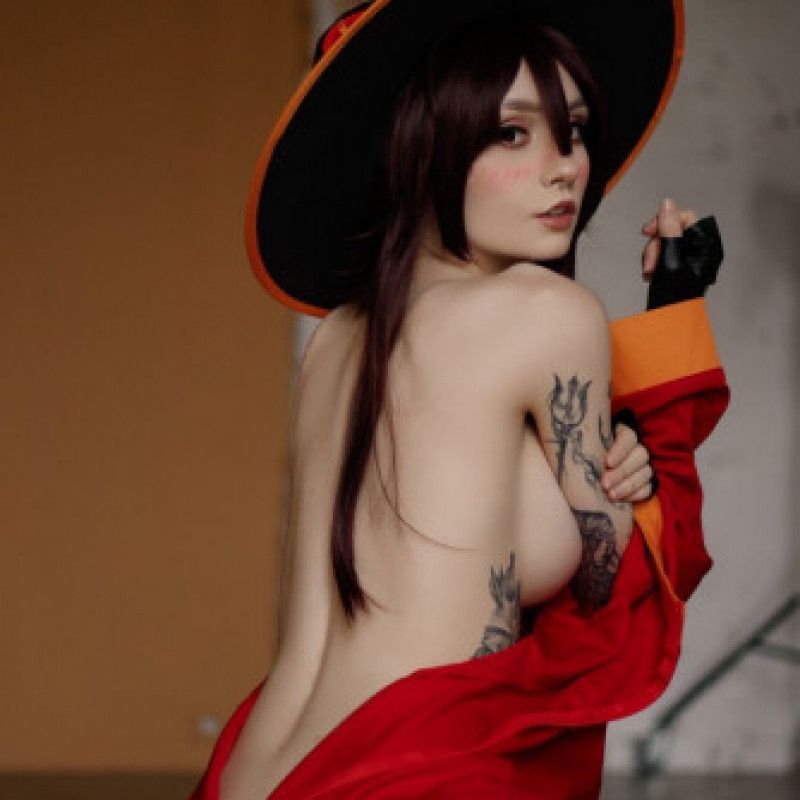 Megumin NUDE set