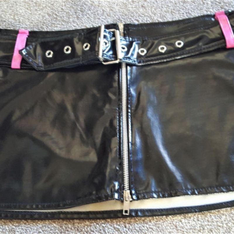 Well WORN BLACK  PINK Biker style mini