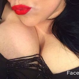 Sexiest juicy lips Fuk action