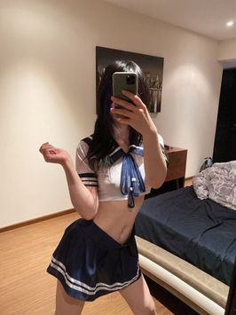 Naughty Schoolgirl Photoset x 21 Pics