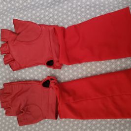 Cammy Leather Gloves and Arm Guards