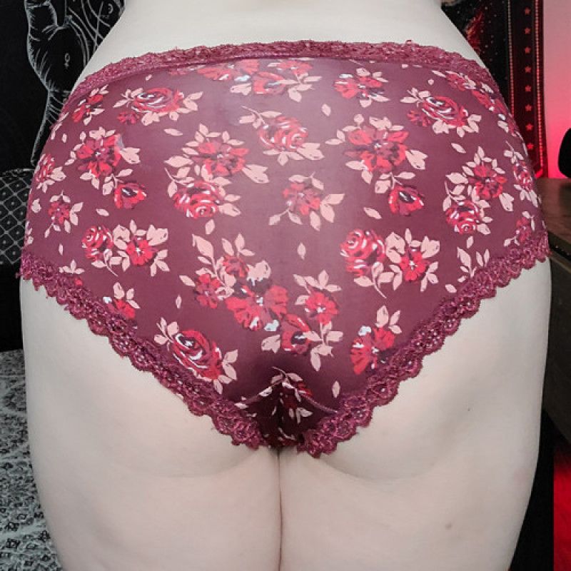 Maroon Floral Marilyn Monroe Lace Pantie