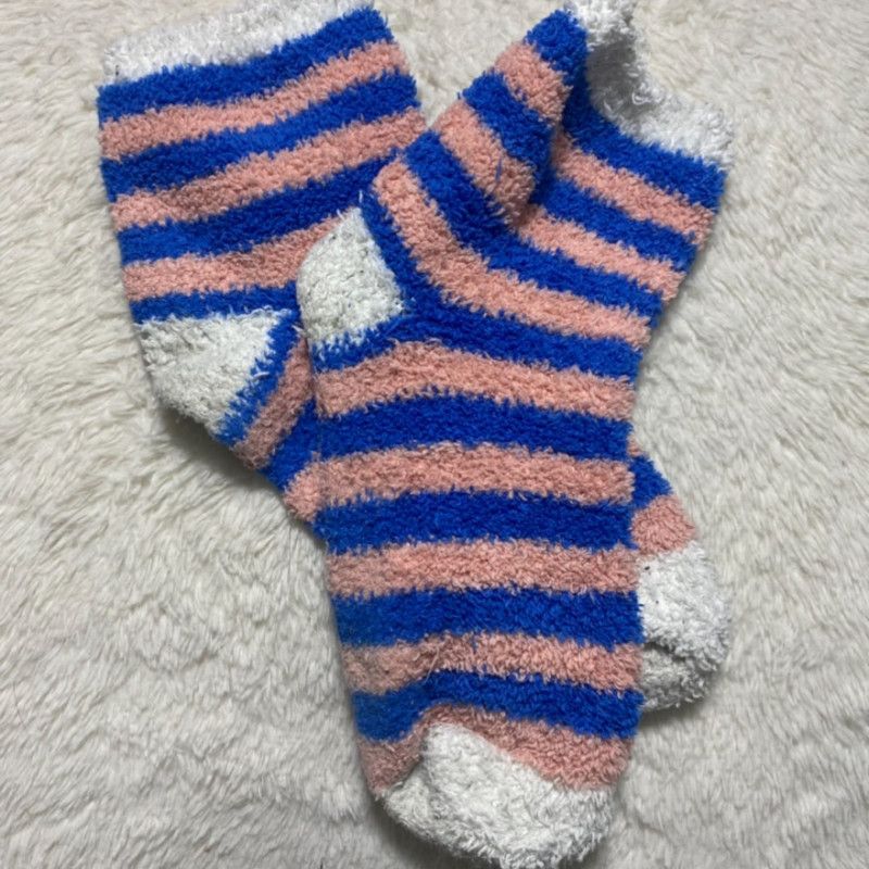 fuzzy sock packages