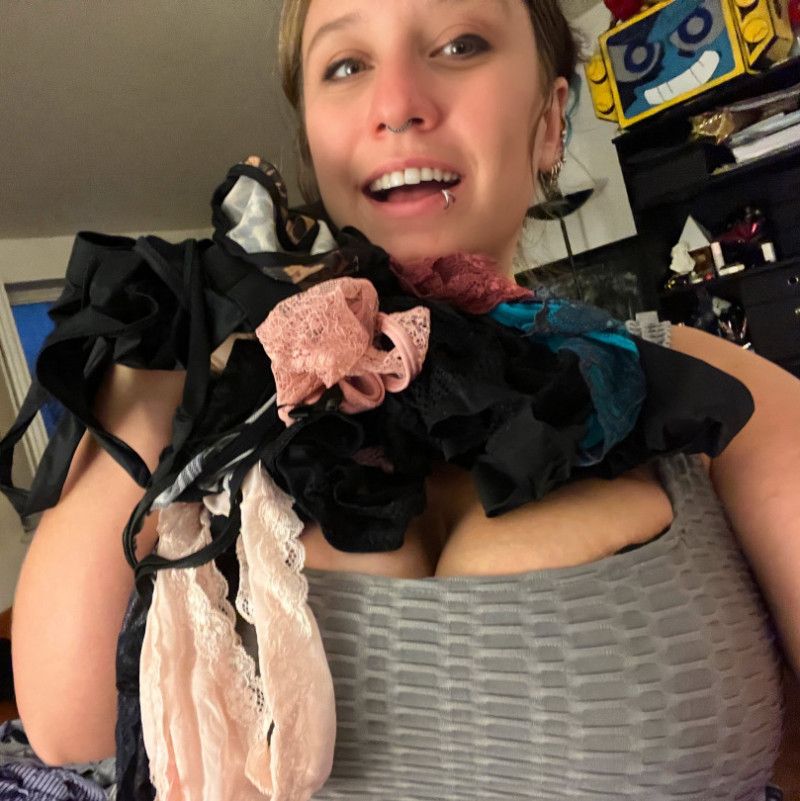 Proxys random panties