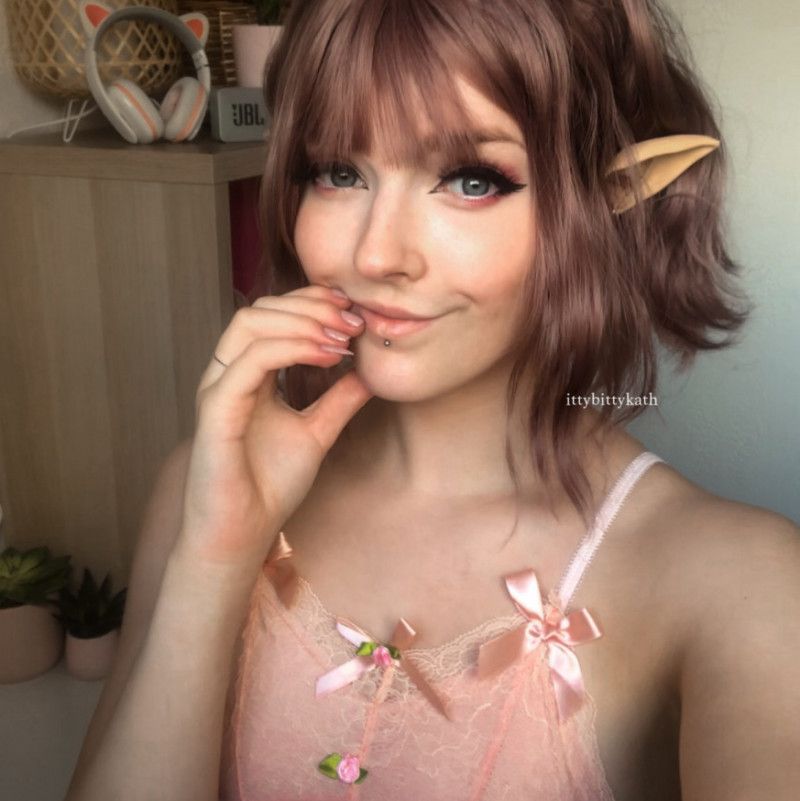 PINK CUTE ELF 21pics