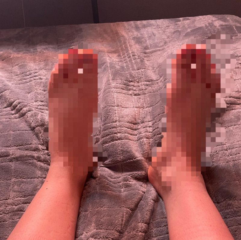 Custom Feet Pics