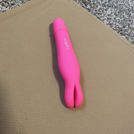 mini pink clit vibrator