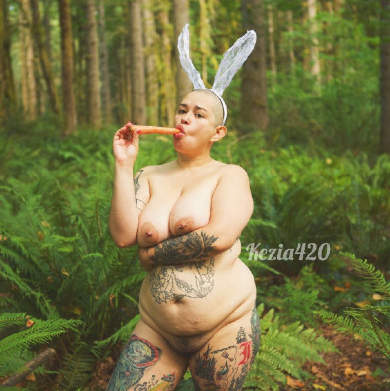 2019 PUBLIC Naughty Easter Bunny