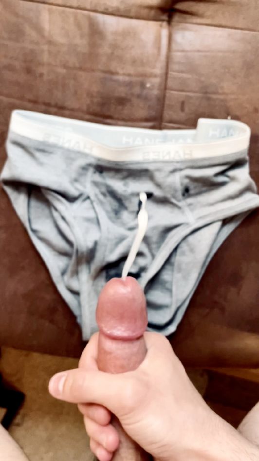 CUM FILLED SMELLY UNDIES