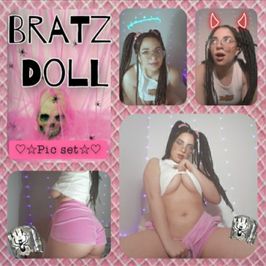 Bratz Doll Photo Set