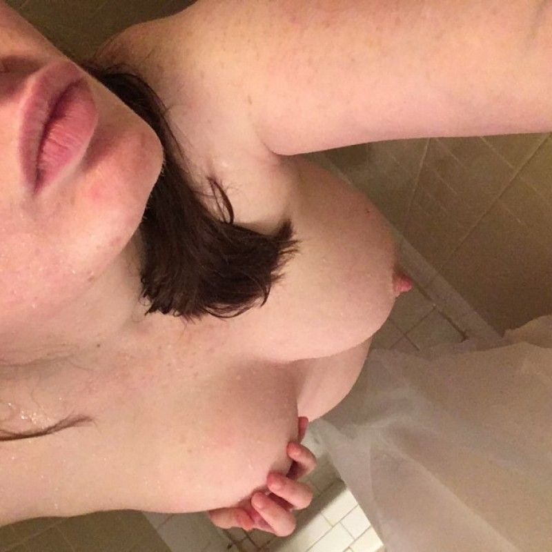 Shower Fun Teasing Nude Photo Set