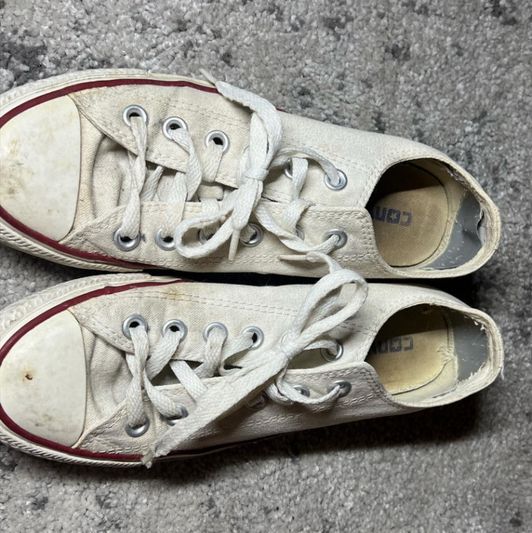 Used withe converse low