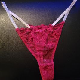 WORN JUICY RED AND SPARKLE THONG