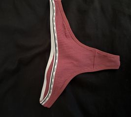 Dark pink cotton thong