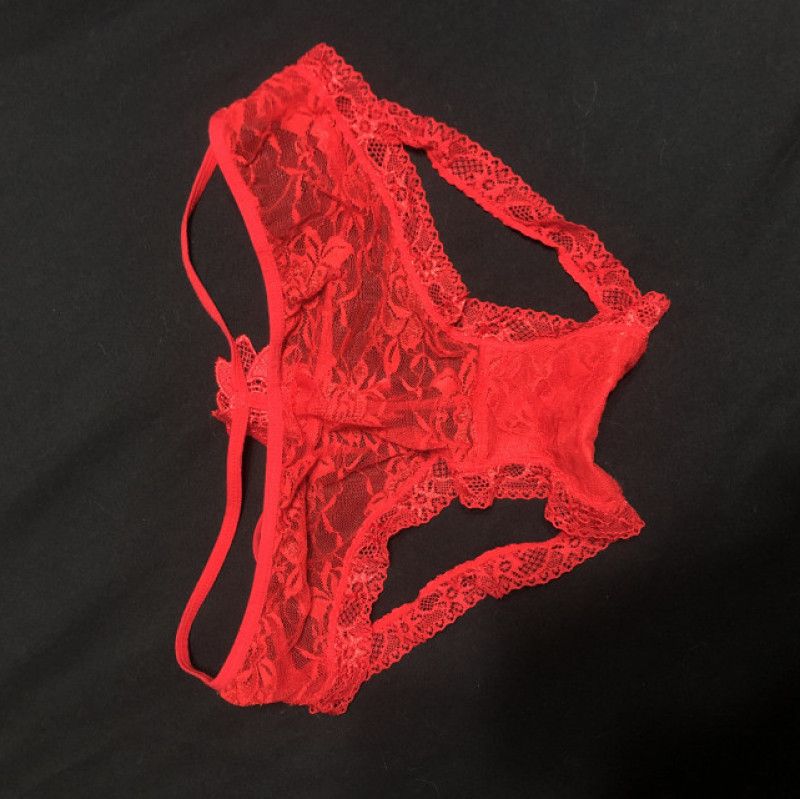 RED LACE ASSLESS PANTIES