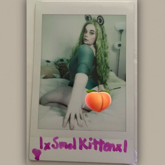 Frog Cosplay Booty Polaroid