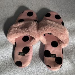 Buy my dirty slippers!