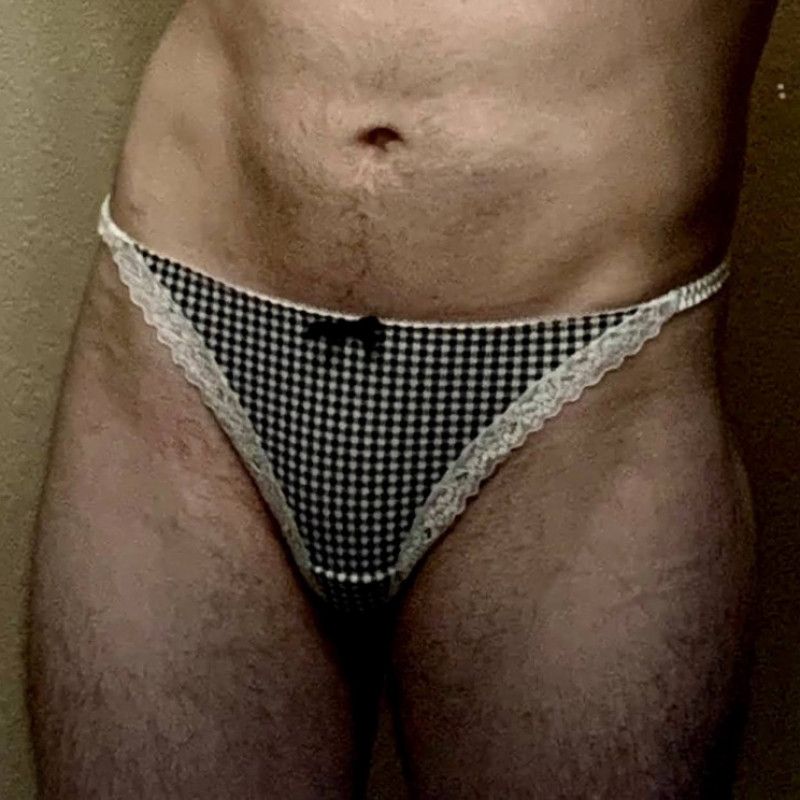 checked lacey thong