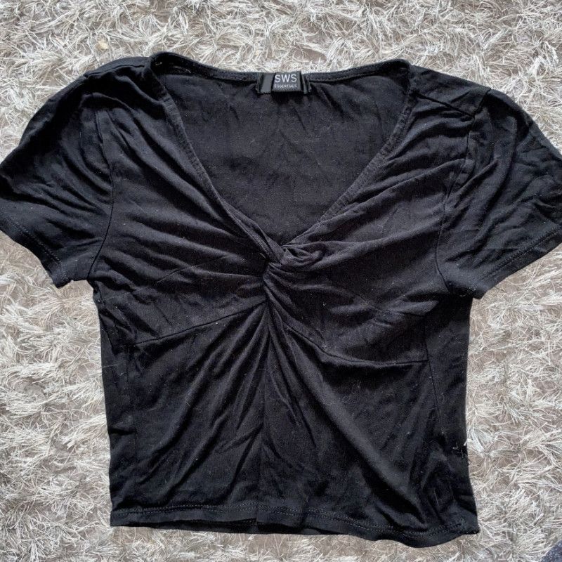 Black Super Soft Crop Tee