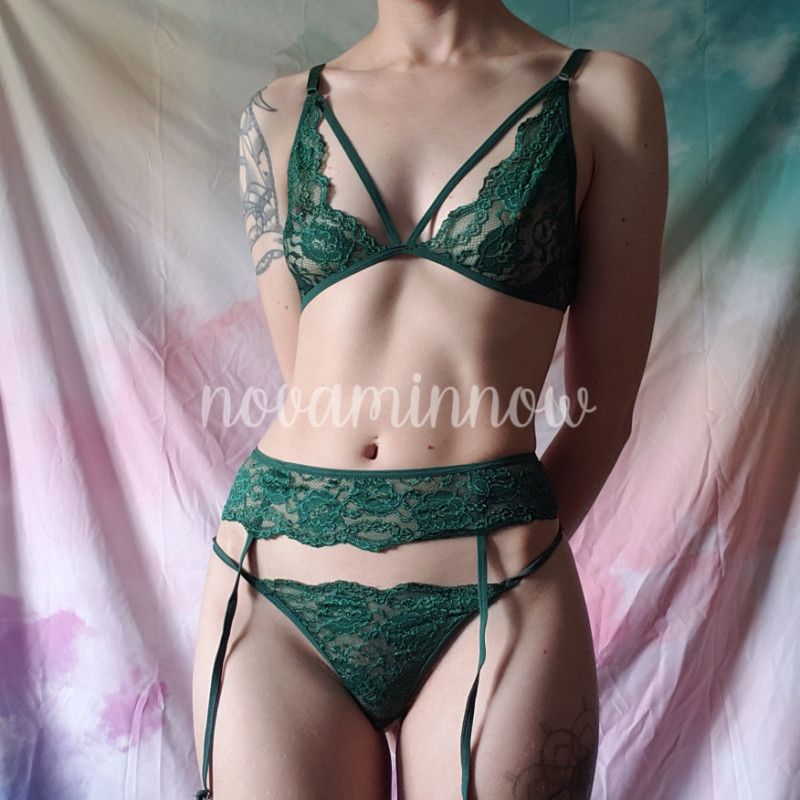 Green Lace Lingerie Set