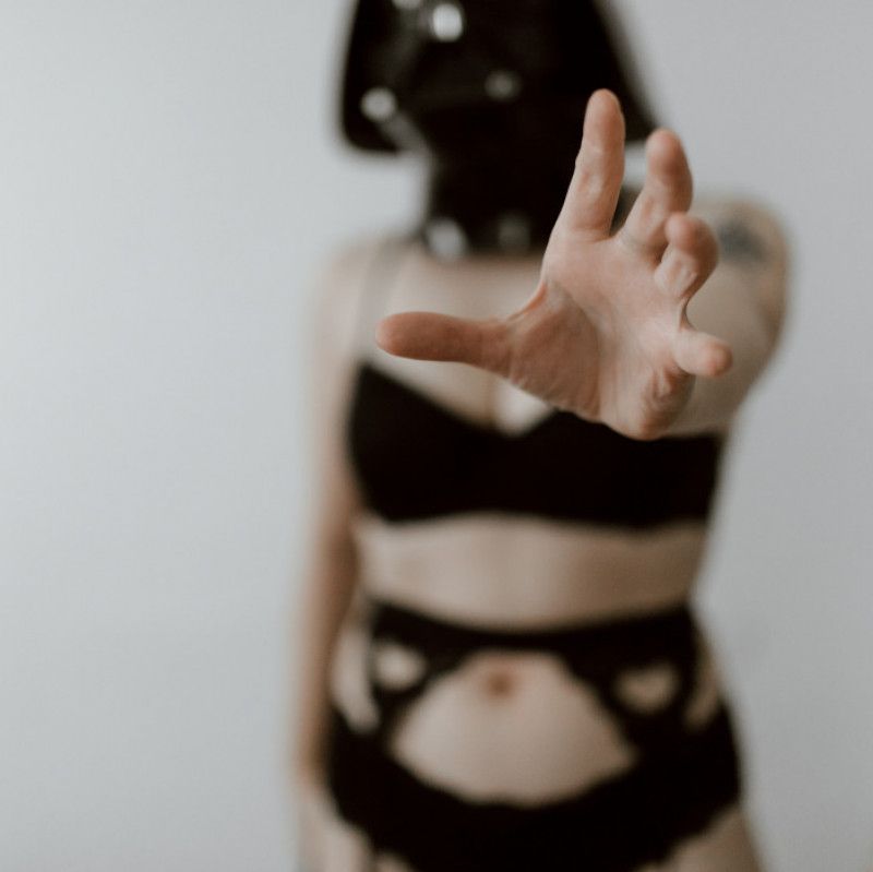 slutty Darth Vader photo set