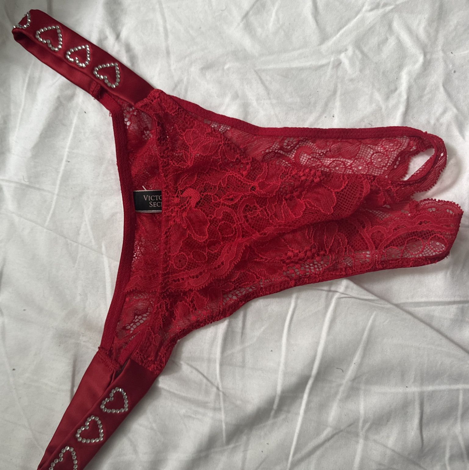 red lace panty