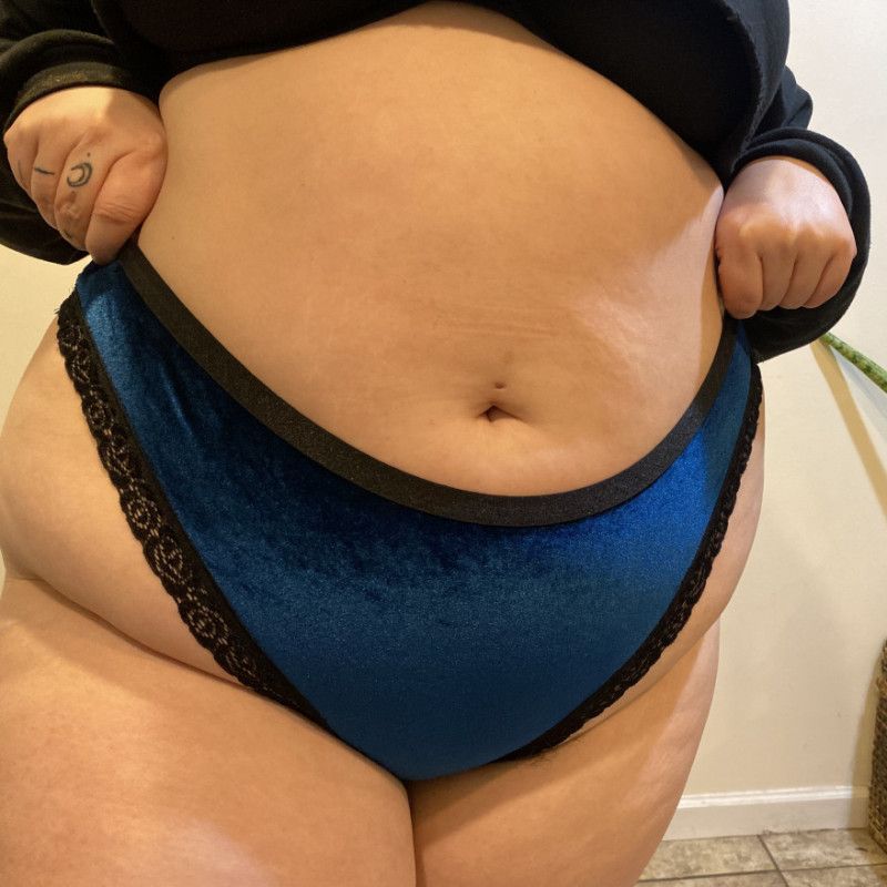 Blue velvet panties