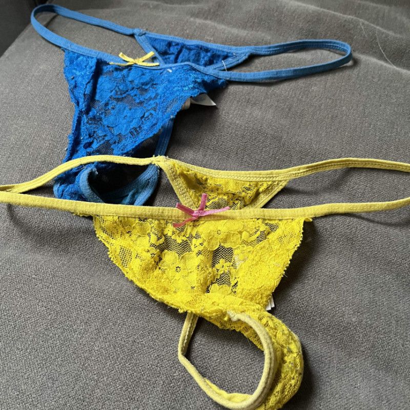 2 pairs of lace gstrings