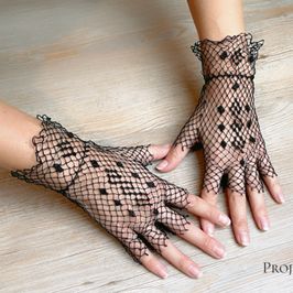 mesh gloves black dots