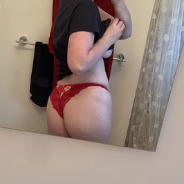 Red lacey thong