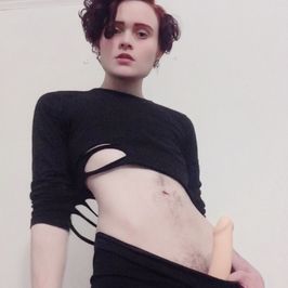 Crop Top Feeldoe n Dildo Photo Set