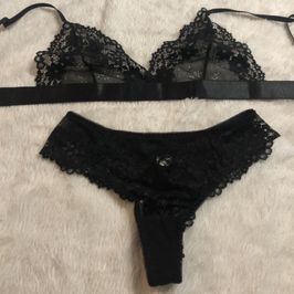 Black lacey set