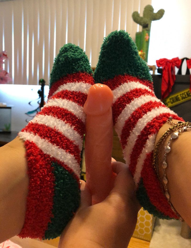 Fuzzy Red Green White Socks Free Shipping!