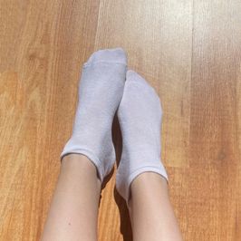 WHITE SOCKS