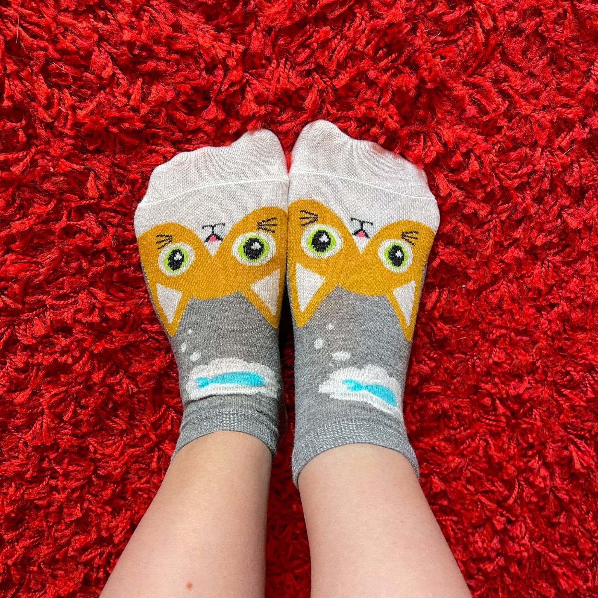 CUTE KITTY SOCKS