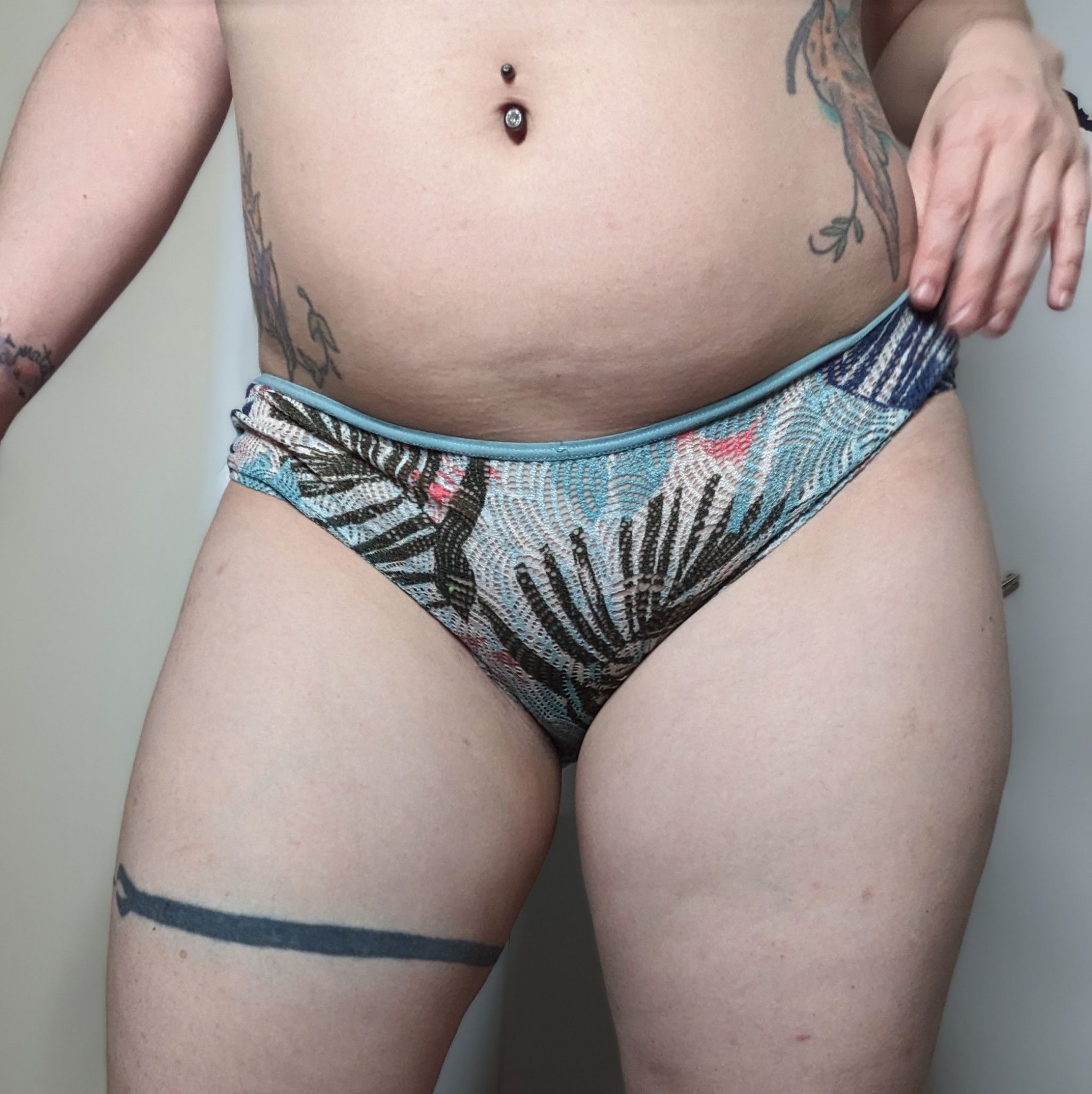 Mesh tropical panties