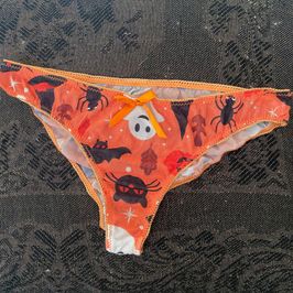 Halloween Panties Drenched in Foot Job