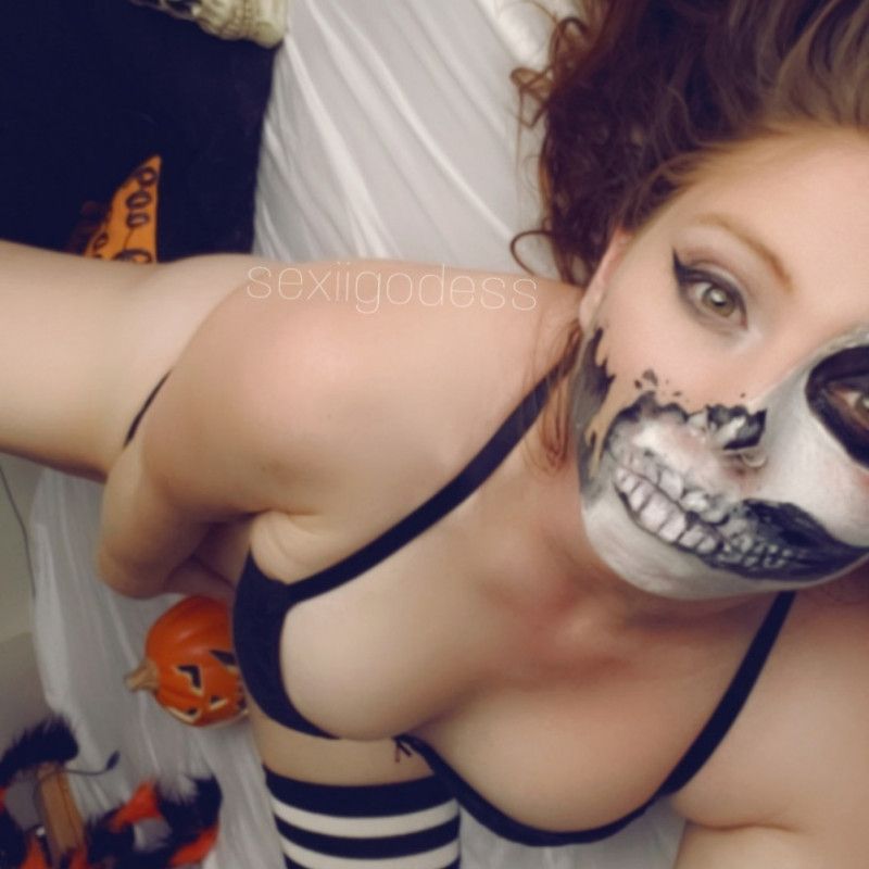 Melty Skeleton Photoset