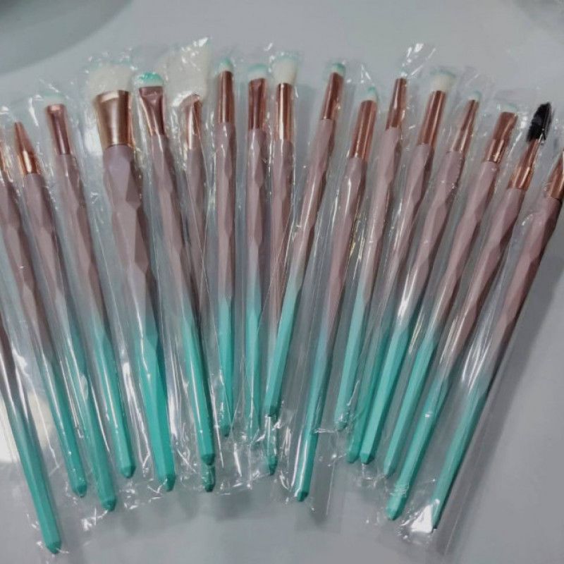 make up brushes