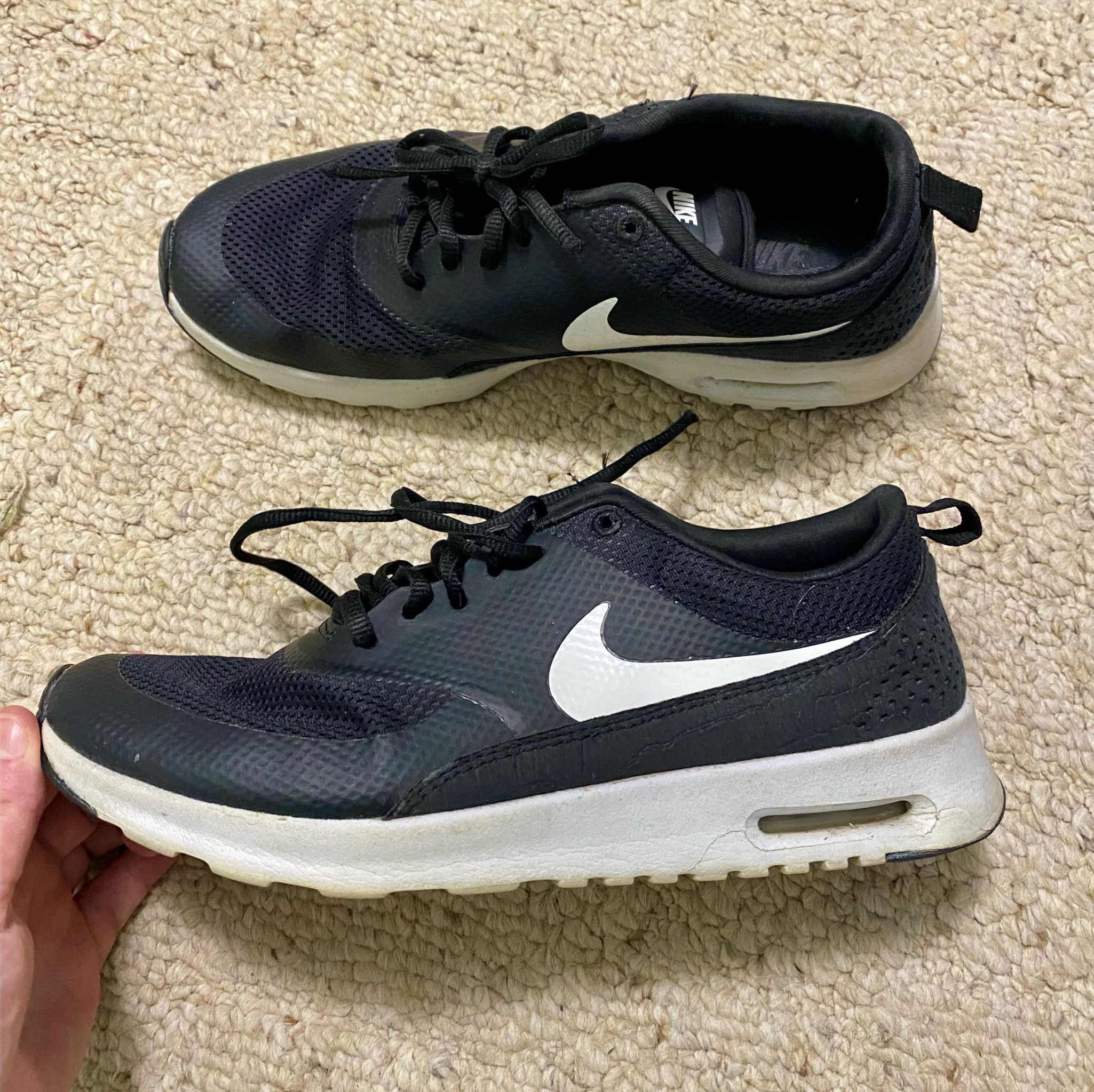 Used Nike Gym Sneakers