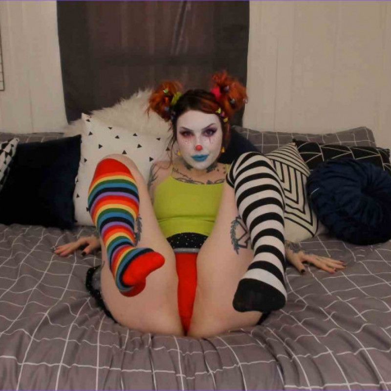 Colorful Cute Clown Pic Set