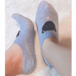 Black kitty blue socks