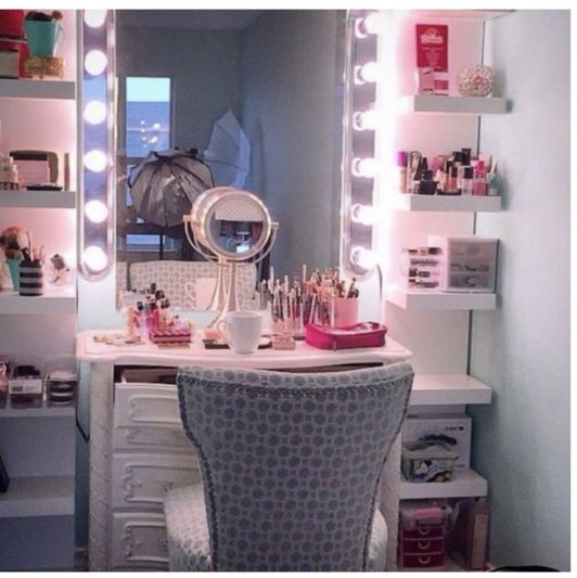 makeup studio