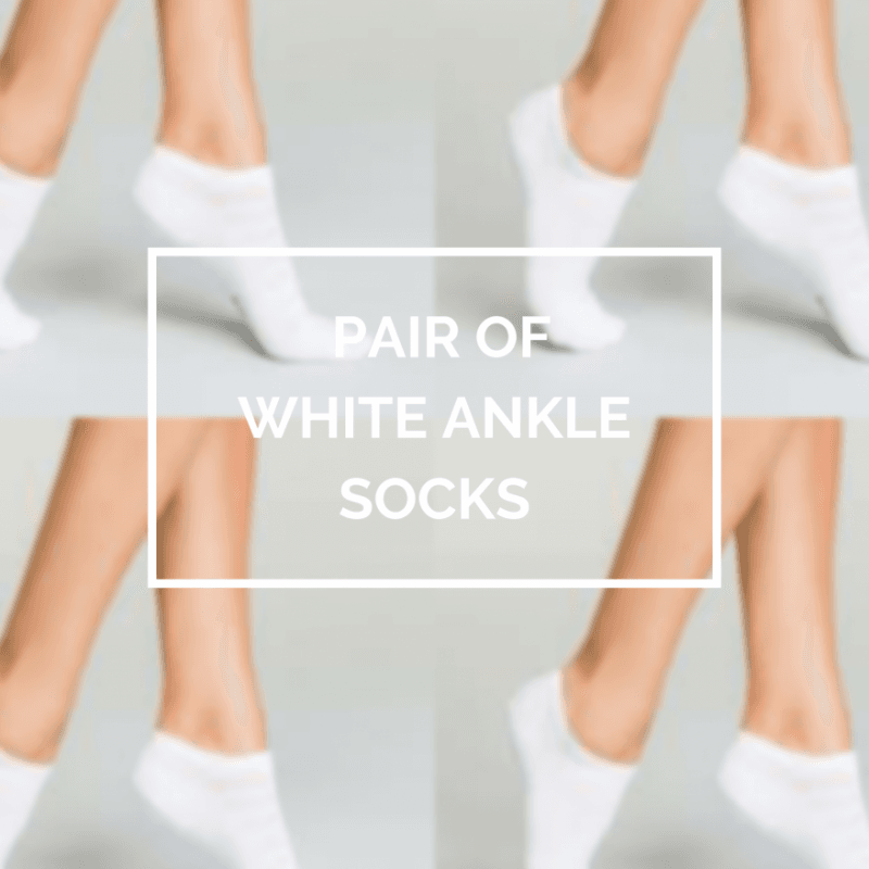 1 Pair Of White Ankle Socks